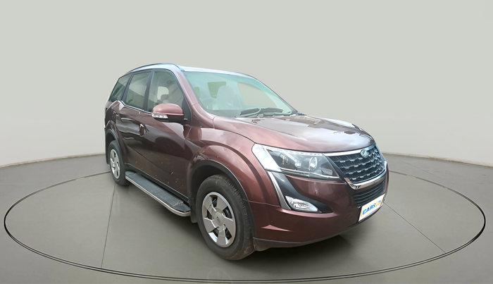2018 Mahindra XUV500 W7 AT, Diesel, Automatic, 88,880 km, exterior