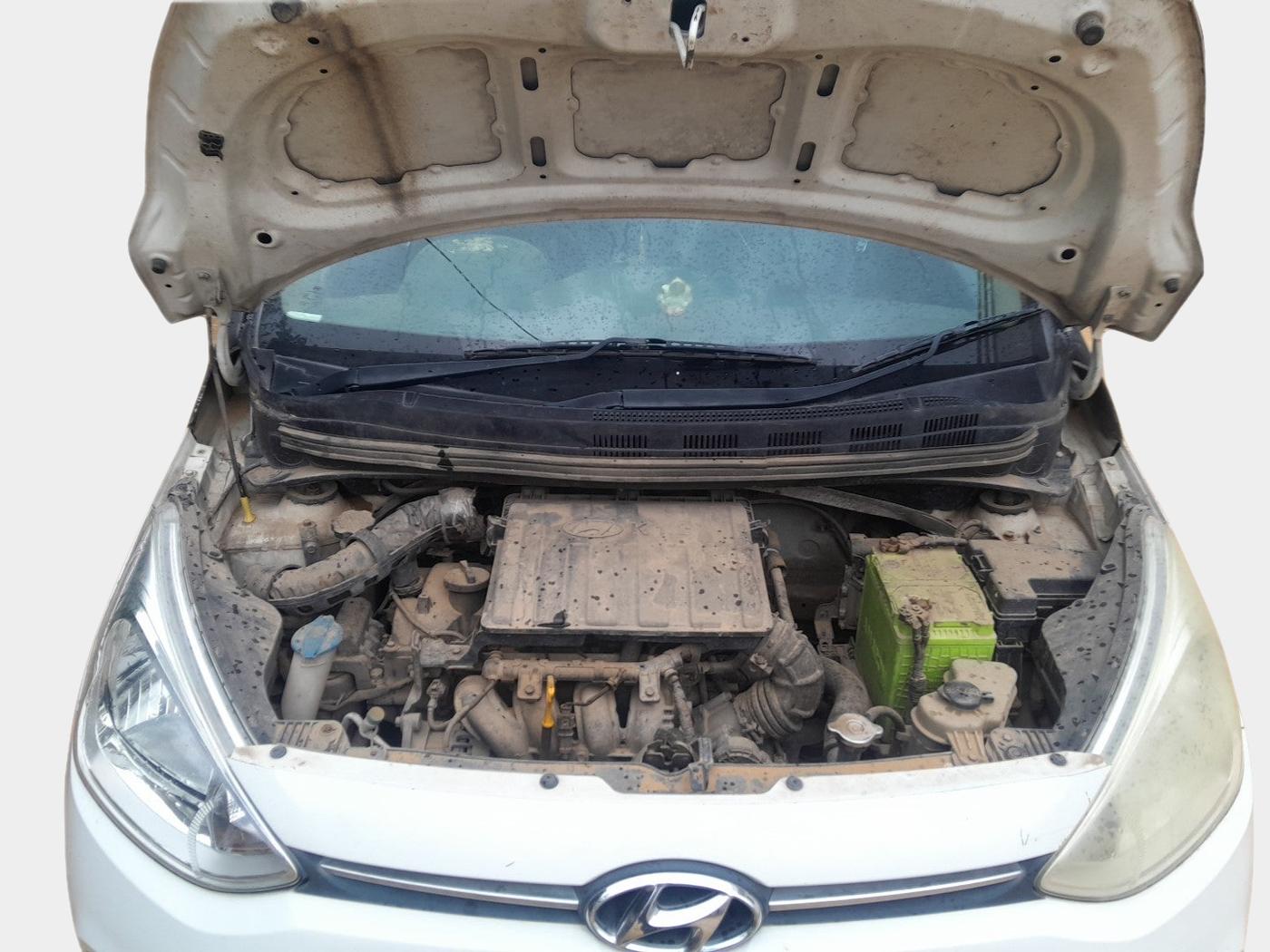 2014 Hyundai Grand i10 MAGNA 1.2 KAPPA VTVT, Petrol, Manual, 2,00,001 km, exterior