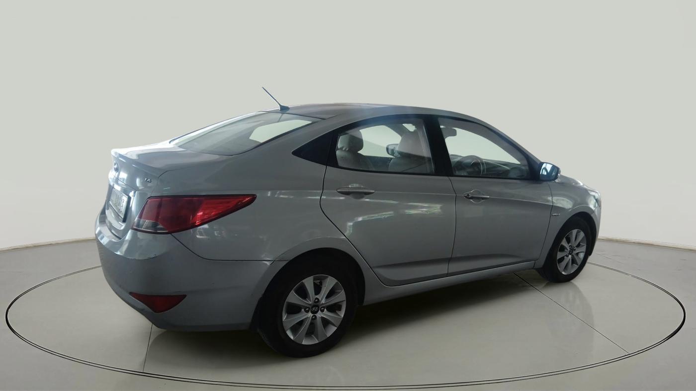 2015 Hyundai Verna FLUIDIC 4S 1.6 VTVT S, Petrol, Manual, 37,570 km, exterior