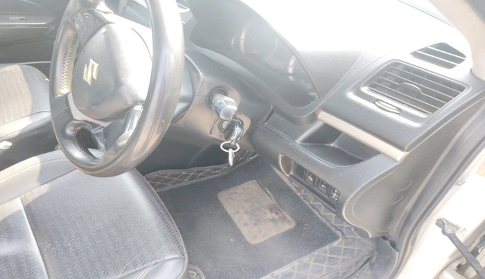 2014 Maruti Swift ZDI, Diesel, Manual, 1,83,857 km, interior