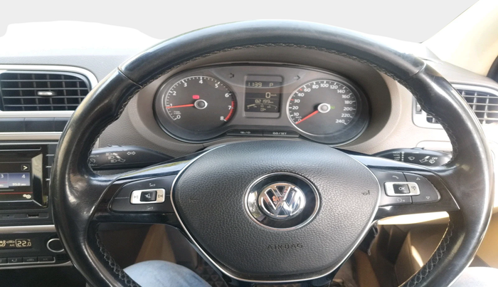 2017 Volkswagen Vento 1.2 TSI HIGHLINE PLUS AT, Petrol, Automatic, 82,199 km, interior