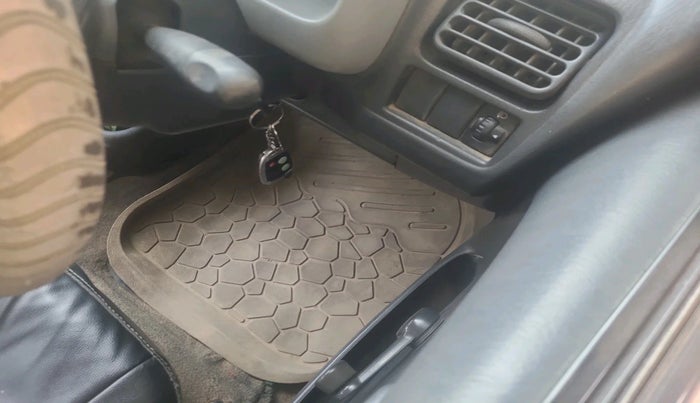 2011 Maruti Alto LX, Petrol, Manual, 1,69,680 km, interior