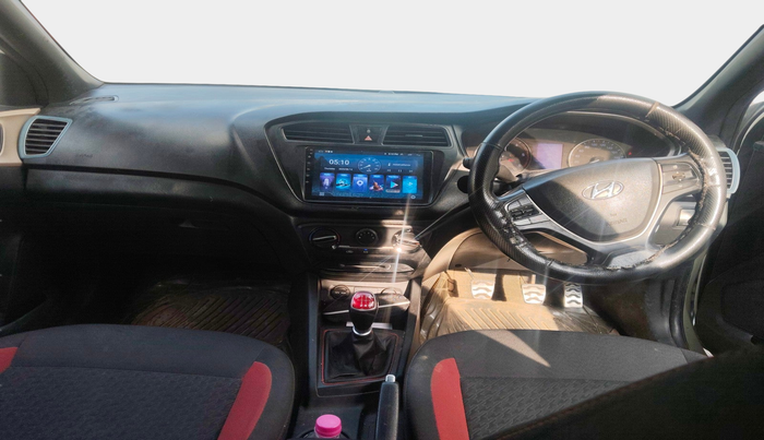 2015 Hyundai i20 Active 1.4 S, Diesel, Manual, 95,470 km, interior