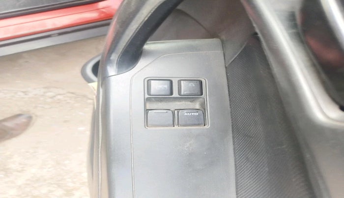 2017 Maruti Vitara Brezza LDI (O), Diesel, Manual, 1,22,129 km, interior