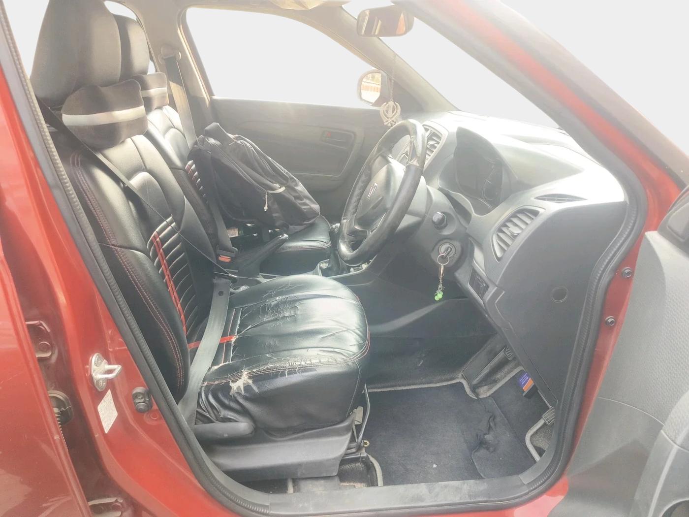 2017 Maruti Vitara Brezza LDI (O), Diesel, Manual, 1,22,129 km, interior