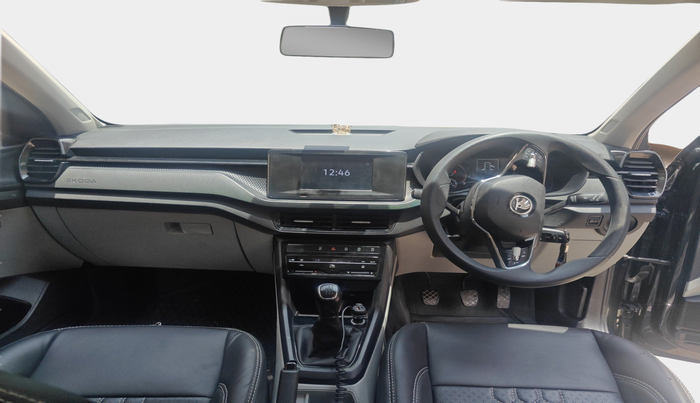 2023 Skoda KUSHAQ ONYX Edition 1.0 TSI, Petrol, Manual, 31,430 km, interior