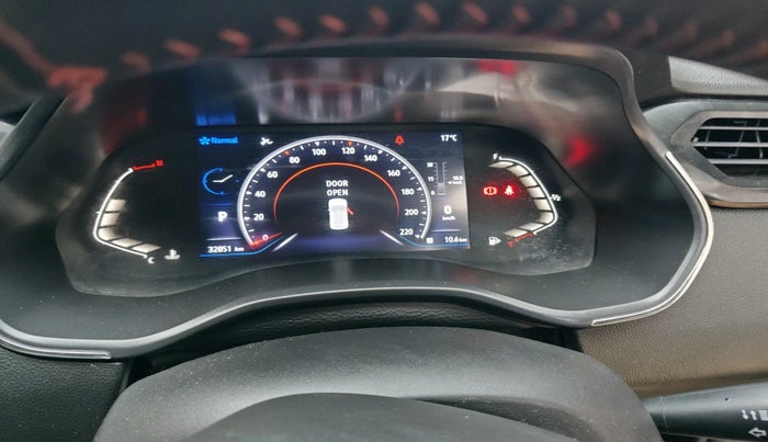 2023 Renault Kiger RXZ TURBO CVT, Petrol, Automatic, 32,851 km, interior