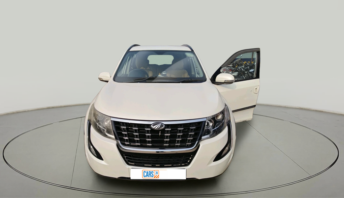 2018 Mahindra XUV500 W7, Diesel, Manual, 99,568 km, exterior