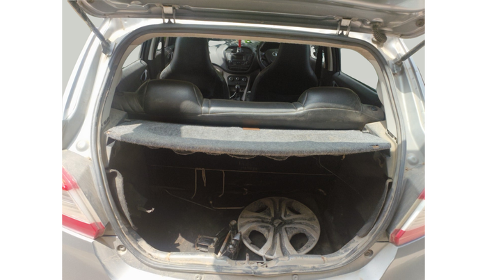 2018 Tata Tiago XT PETROL, Petrol, Manual, 97,609 km, exterior