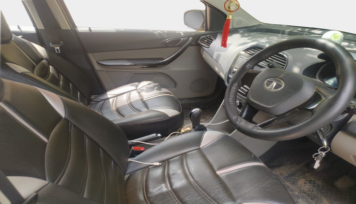 2018 Tata Tiago XT PETROL, Petrol, Manual, 97,609 km, interior
