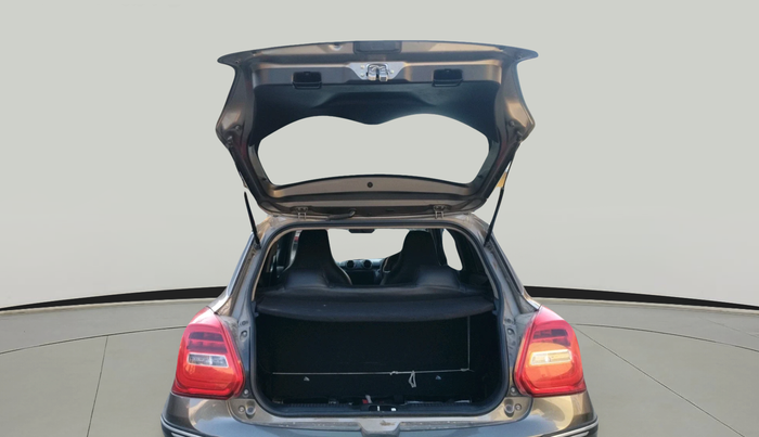 2020 Maruti Swift LXI, Petrol, Manual, 17,277 km, exterior