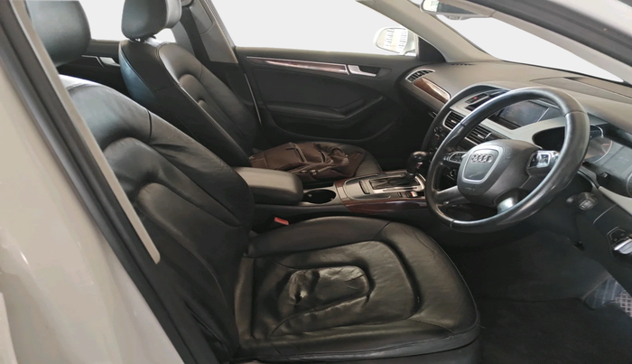 2011 Audi A4 2.0 TDI, Diesel, Automatic, 1,09,666 km, interior