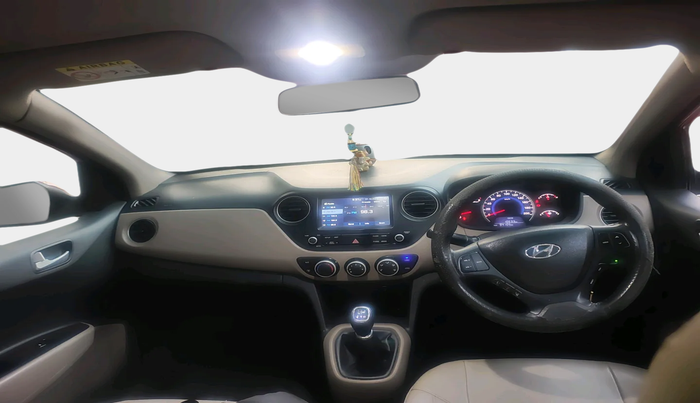 2017 Hyundai Grand i10 SPORTZ (O) 1.2 KAPPA VTVT, Petrol, Manual, 94,105 km, interior