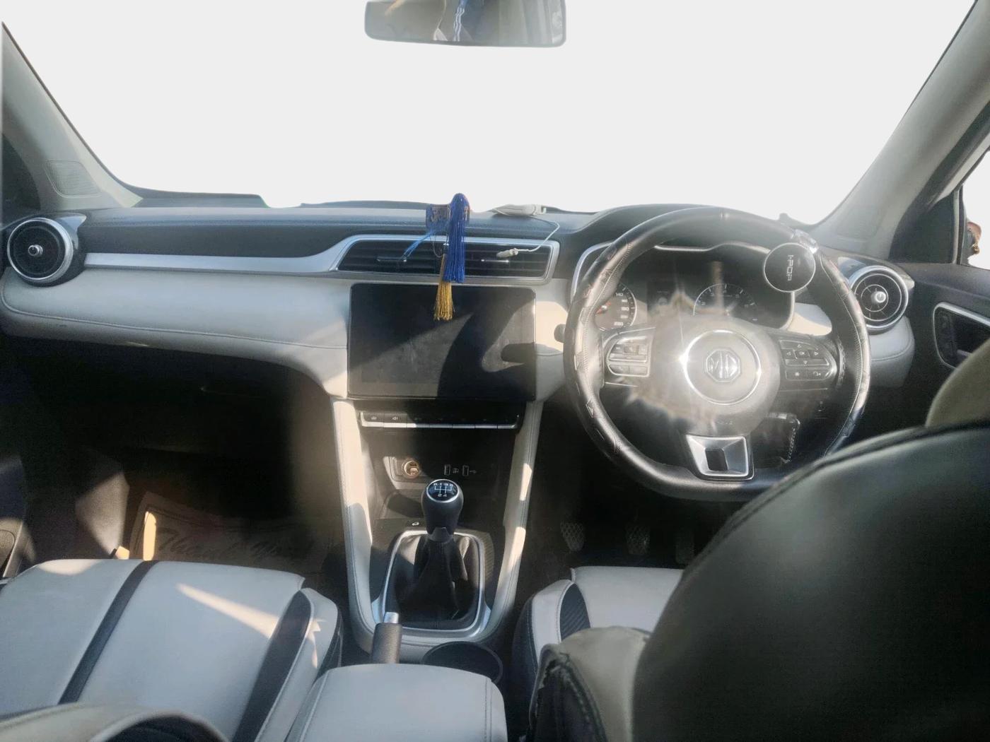 2023 MG ASTOR STYLE 1.5 MT, Petrol, Manual, 30,519 km, interior