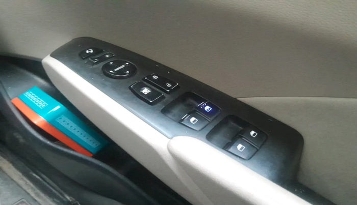 2018 Hyundai Verna 1.6 VTVT SX, Petrol, Manual, 1,19,307 km, interior