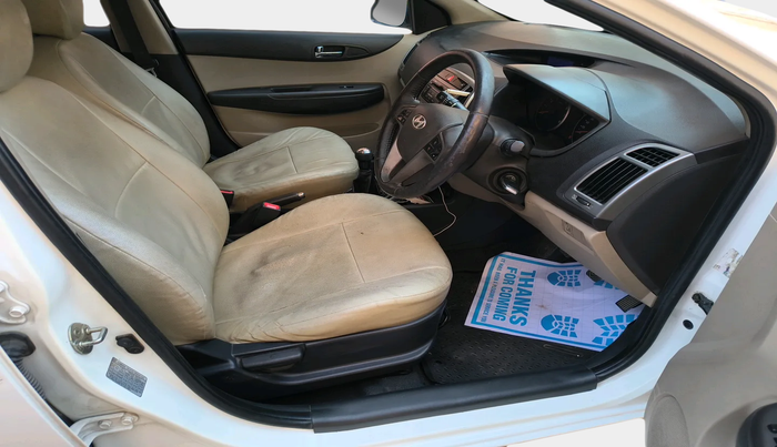 2013 Hyundai i20 SPORTZ 1.2, Petrol, Manual, 77,562 km, interior