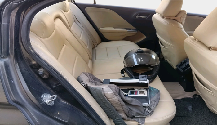 2015 Honda City 1.5L I-DTEC V, Diesel, Manual, 95,657 km, interior