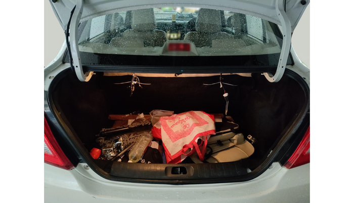 2015 Maruti Swift Dzire LXI, Petrol, Manual, 1,01,315 km, exterior