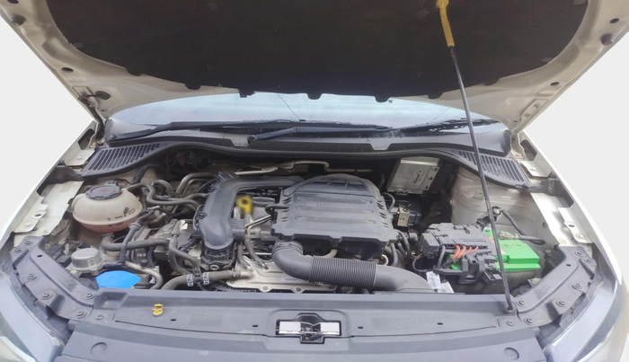 2020 Volkswagen Polo HIGHLINE PLUS 1.0, Petrol, Manual, 72,190 km, exterior