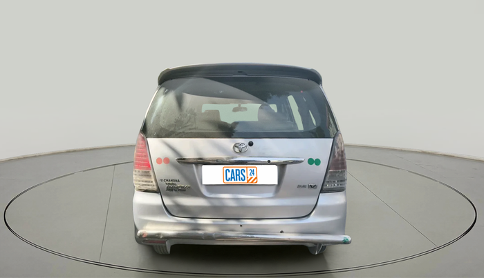 2011 Toyota Innova V 2.5 8 STR, Diesel, Manual, 2,31,219 km, exterior