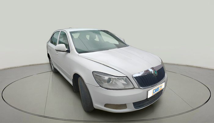 2010 Skoda Laura AMBIENTE 2.0 TDI CR MT, Diesel, Manual, 1,80,649 km, exterior