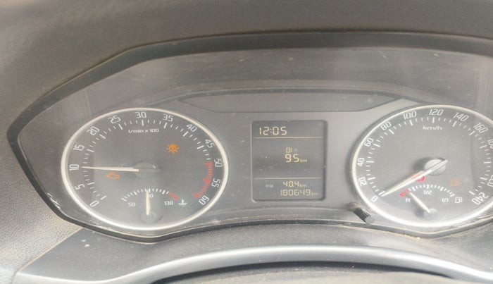 2010 Skoda Laura AMBIENTE 2.0 TDI CR MT, Diesel, Manual, 1,80,649 km, interior