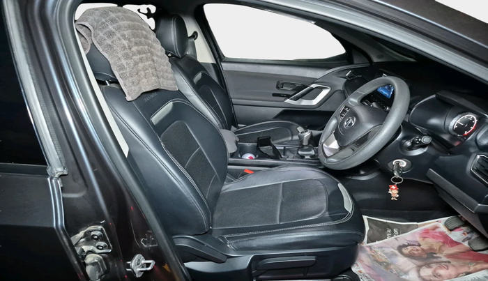 2019 Tata Harrier XM 2.0L KRYOTEC, Diesel, Manual, 15,436 km, interior