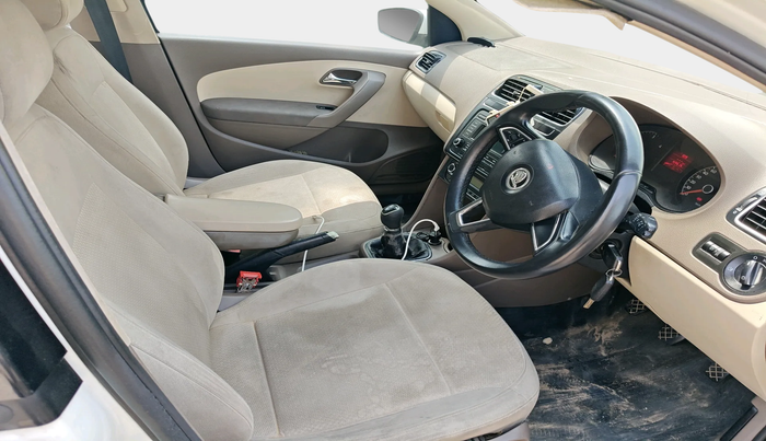 2013 Skoda Rapid ELEGANCE 1.6 TDI CR MT, Diesel, Manual, 1,59,519 km, interior