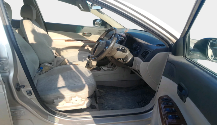 2010 Hyundai Verna TRANSFORM 1.6 SX VTVT, Petrol, Manual, 50,242 km, interior