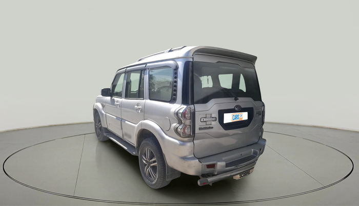 2016 Mahindra Scorpio S6 PLUS, Diesel, Manual, 1,65,886 km, exterior