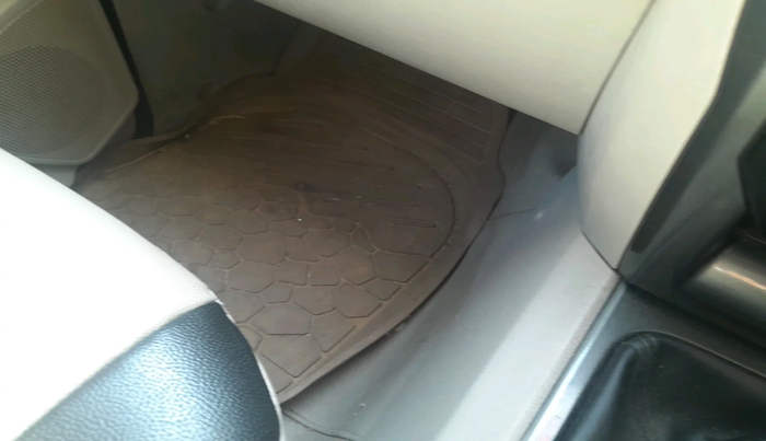 2016 Mahindra Scorpio S6 PLUS, Diesel, Manual, 1,65,886 km, interior