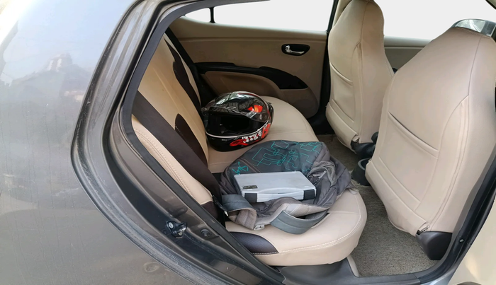 2013 Hyundai i10 MAGNA 1.2, Petrol, Manual, 65,837 km, interior