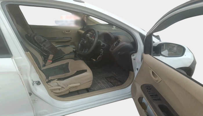 2013 Honda Brio S MT, Petrol, Manual, 1,52,602 km, interior