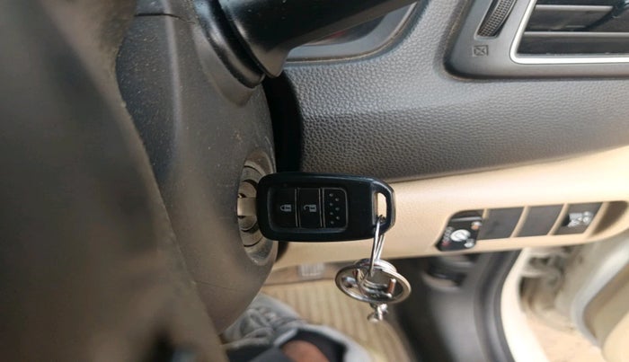 2020 Honda Amaze 1.2L I-VTEC S, Petrol, Manual, 84,902 km, interior