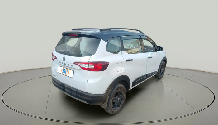 2022 Renault TRIBER RXZ, Petrol, Manual, 24,164 km, exterior