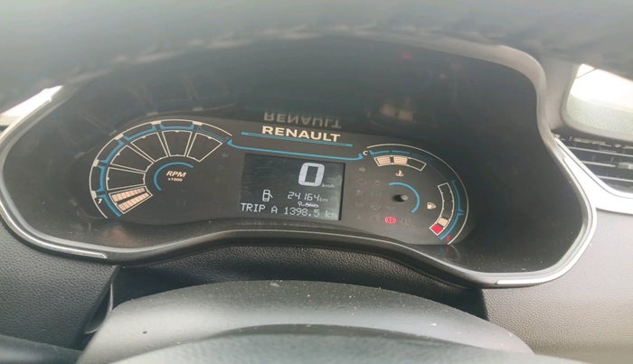 2022 Renault TRIBER RXZ, Petrol, Manual, 24,164 km, interior