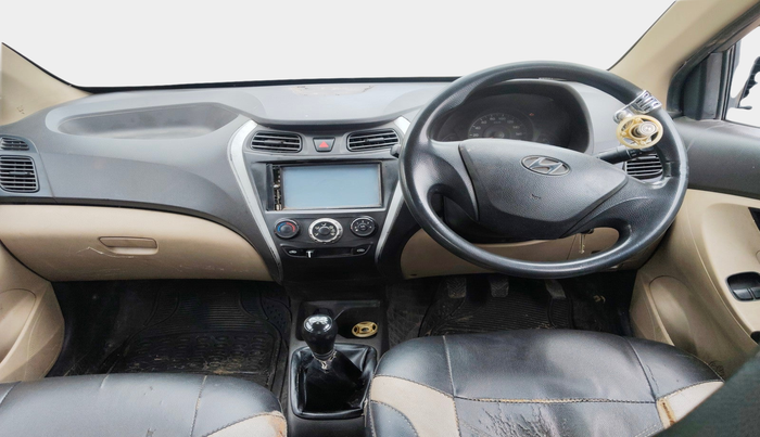 2012 Hyundai Eon ERA +, Petrol, Manual, 92,991 km, interior
