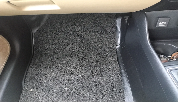 2023 Honda Amaze 1.2L I-VTEC VX, Petrol, Manual, 28,894 km, interior