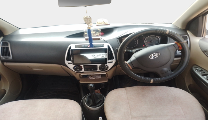 2012 Hyundai i20 MAGNA 1.2, Petrol, Manual, 1,31,126 km, interior