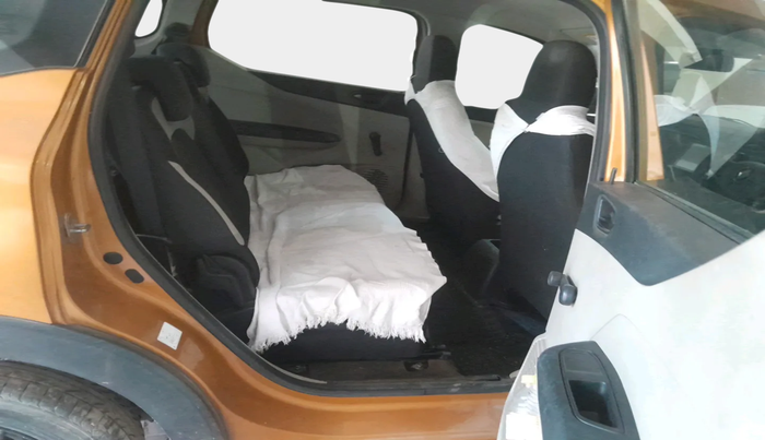 2020 Renault TRIBER RXE MT, Petrol, Manual, 70,873 km, interior