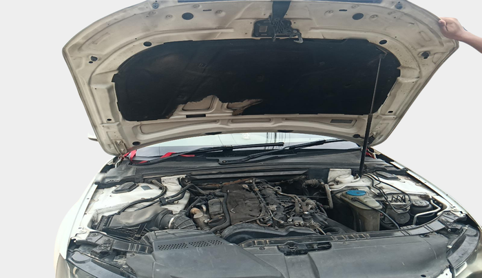 2011 Audi A4 2.0 TDI, Diesel, Automatic, 1,13,920 km, exterior