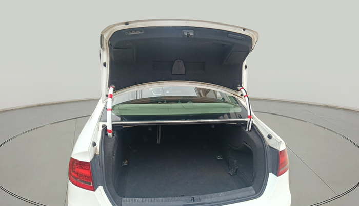 2011 Audi A4 2.0 TDI, Diesel, Automatic, 1,13,920 km, exterior