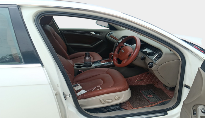 2011 Audi A4 2.0 TDI, Diesel, Automatic, 1,13,920 km, interior