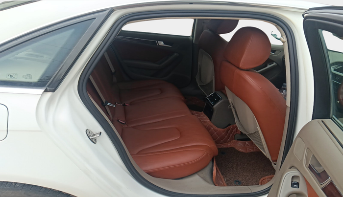 2011 Audi A4 2.0 TDI, Diesel, Automatic, 1,13,920 km, interior