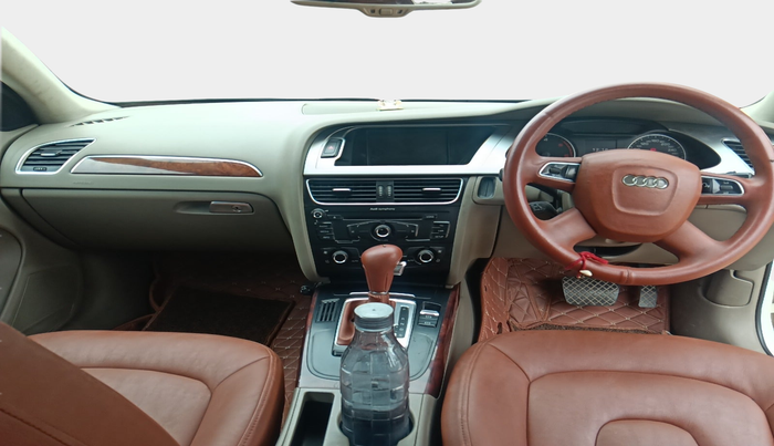 2011 Audi A4 2.0 TDI, Diesel, Automatic, 1,13,920 km, interior