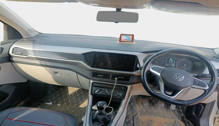 2022 Volkswagen TAIGUN HIGHLINE 1.0 TSI MT, Petrol, Manual, 50,680 km, interior