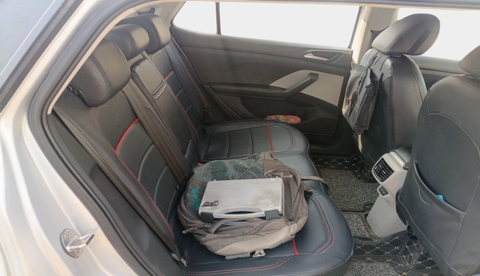 2022 Volkswagen TAIGUN HIGHLINE 1.0 TSI MT, Petrol, Manual, 50,680 km, interior