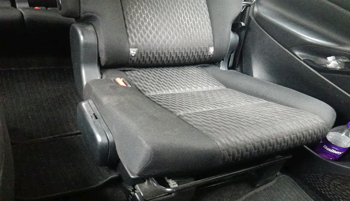 2016 Toyota Innova Crysta 2.8 GX AT 7 STR, Diesel, Automatic, 1,84,533 km, interior