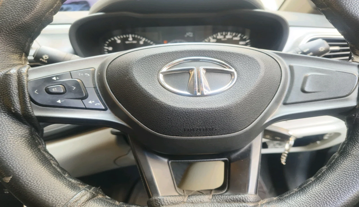 2021 Tata ALTROZ XM PLUS PETROL, Petrol, Manual, 43,408 km, interior