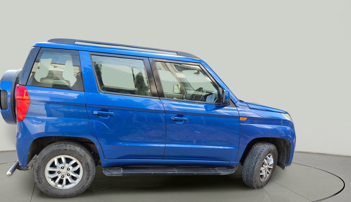 2017 Mahindra TUV300 T8 AMT, Diesel, Automatic, 66,669 km, exterior